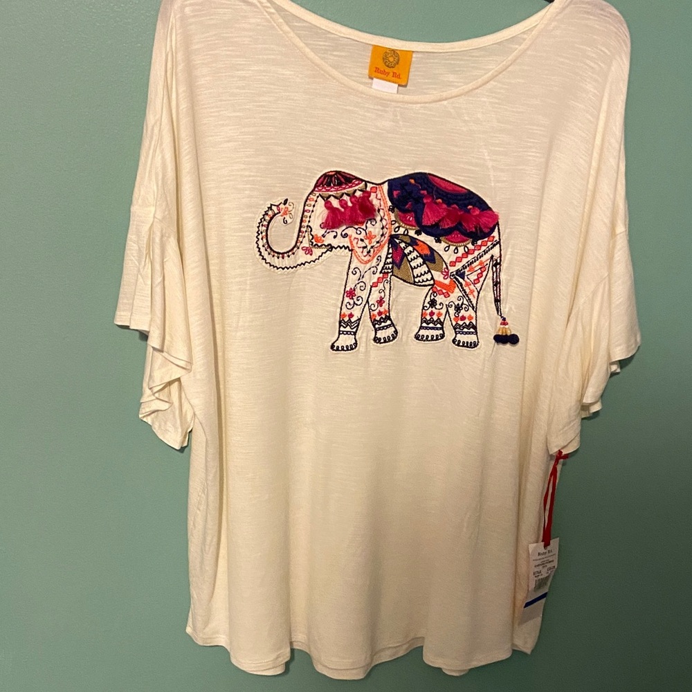Ruby Rd. Cream Elephant Print Tank Top